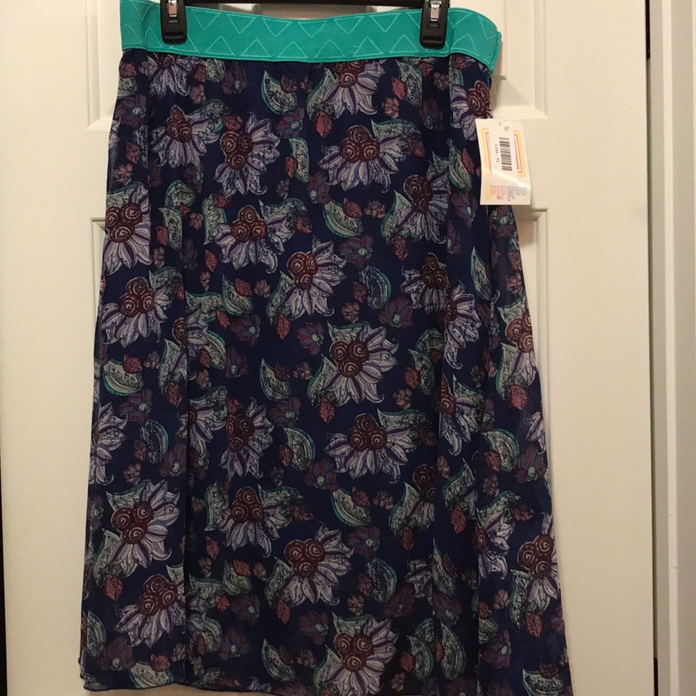 Lola LuLaRoe skirt
